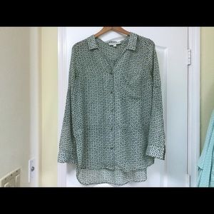 Olive & Oaks button down shirt